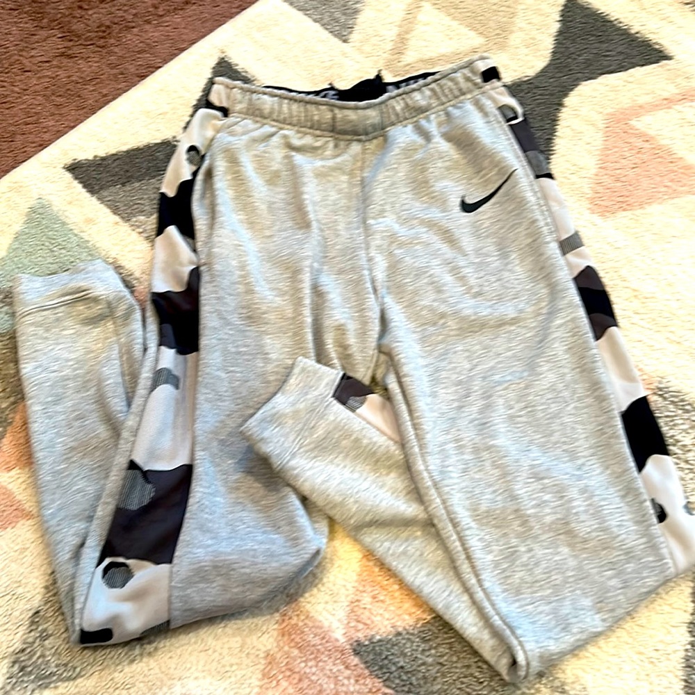 Nike dri-fit joggers